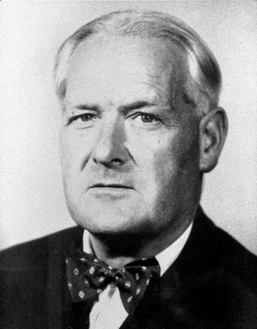 Portrait of Austin Bradford Hill, statistician of the MRC streptomycin trial