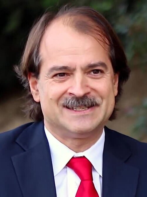 Portrait of researcher John Ioannidis