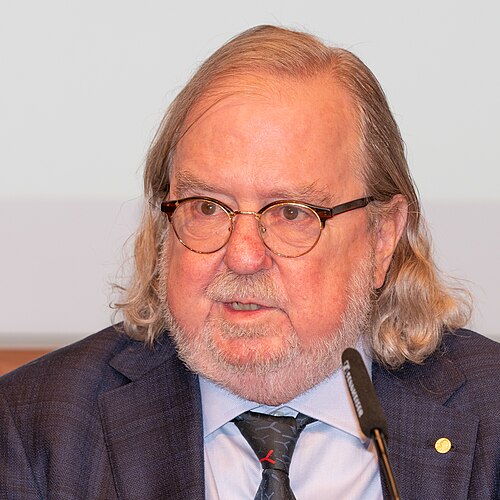 Portrait of immunologist James P. Allison, who shared the 2018 Nobel Prize for cancer immune-checkpoint therapy
